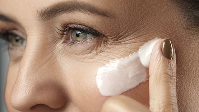 Following a proper skincare routine can help slow ageing and wrinkling of the skin