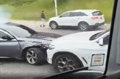 Car Swerves Through Traffic At High-Speed, Crashes Into Vehicles Car Swerves Through Traffic At High-Speed, Crashes Into Vehicles