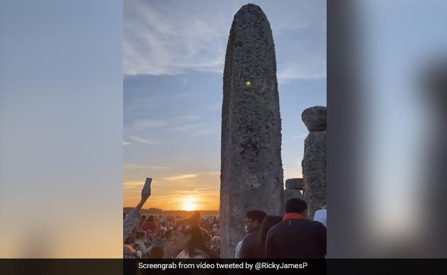 Watch: People Gather At Stonehenge To Celebrate Longest Day Of Year