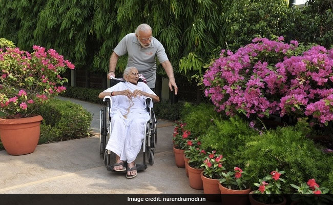 "Every Year On Eid...": PM Remembers Friend Abbas On Mother's 99th Birthday