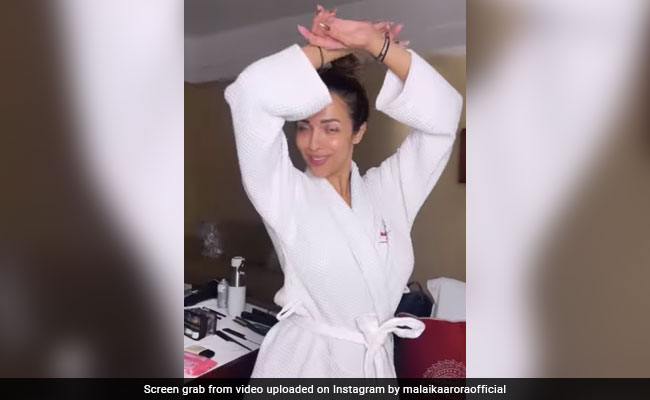 मलाइका अरोड़ा ने नजाकत के साथ किया ऐसा डांस फैंस कर रहे खूब तारीफ, बोले- जानती हैं अपनी छाप छोड़ना