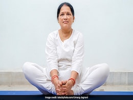 International Yoga Day 2022: बुजुर्गों के लिए ये 3 आसान योगासन करना है अच्छा, जोड़ों के दर्द से भी मिलेगा छुटकारा International Yoga Day 2022: बुजुर्गों के लिए ये 3 आसान योगासन करना है अच्छा, जोड़ों के दर्द से भी मिलेगा छुटकारा