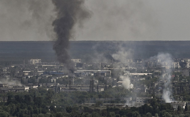 Russia Tells Ukrainian Troops In Severodonetsk To Lay Down Arms