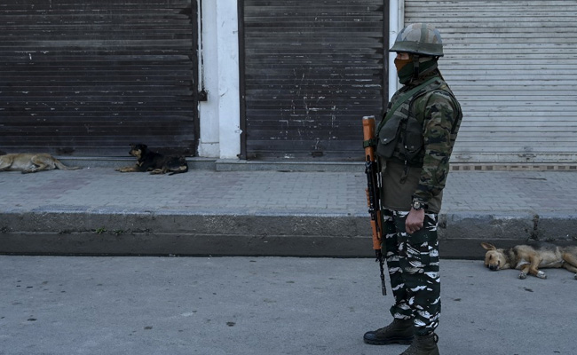Lashkar Unit Busted In J&K, 8 Terrorists Arrested With Weapons