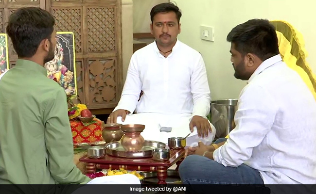 "A Small Soldier": Hardik Patel Set For BJP Entry With A Tweet And A Puja