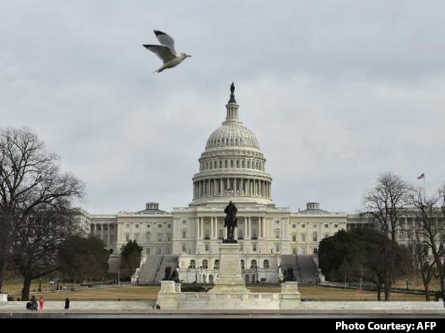 Several Shot At In Washington DC, Police Officer Among Those Hit
