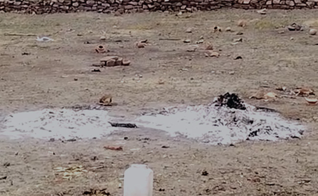 Distressed By Cousin's Death, Man Jumps Into Her Funeral Pyre In Madhya Pradesh