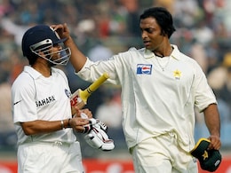 'इंडिया में बच्चों ने Afridi से ऑटोग्राफ लिया, फिर Shoaib Akhtar से पूछा ‘आपका नाम?’, Malik ने सुनाया दिलचस्प किस्सा 'इंडिया में बच्चों ने Afridi से ऑटोग्राफ लिया, फिर Shoaib Akhtar से पूछा ‘आपका नाम?’, Malik ने सुनाया दिलचस्प किस्सा