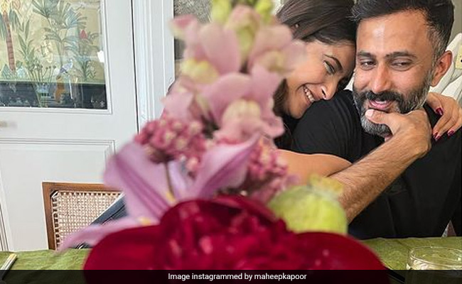 Sonam Kapoor And Anand Ahuja's Phenomenal Home In London's Notting Hill. Pics Inside