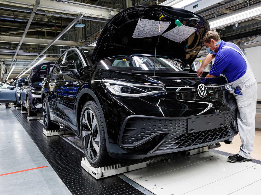 Busting The Most Popular Car Myths