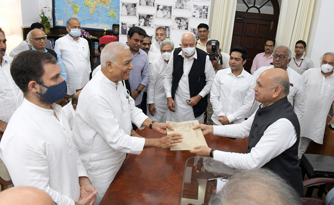 For Yashwant Sinha, Running For President, Opposition Out In Full Strength