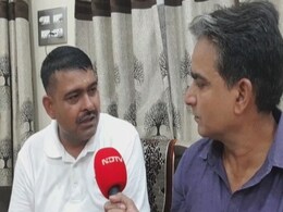 सरकार के दबाव में 'अग्निपथ' के खिलाफ खुलकर नहीं बोल रहे सेनाधिकारी : परमवीर चक्र विजेता ऑनररी कैप्टन योगेन्द्र सिंह यादव सरकार के दबाव में 'अग्निपथ' के खिलाफ खुलकर नहीं बोल रहे सेनाधिकारी : परमवीर चक्र विजेता ऑनररी कैप्टन योगेन्द्र सिंह यादव