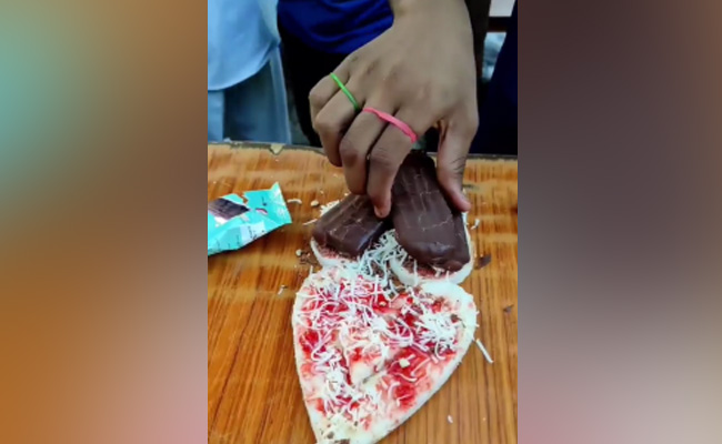 "Blew My Mind": Omar Abdullah Can't 'Digest' Chocobar In Cheese Sandwich