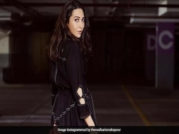 Karisma Kapoor की लेटेस्ट फोटो में सादगी भरे अंदाज ने जीता दिल, पाकिस्तानी फैन का यूं आया कमेंट Karisma Kapoor की लेटेस्ट फोटो में सादगी भरे अंदाज ने जीता दिल, पाकिस्तानी फैन का यूं आया कमेंट