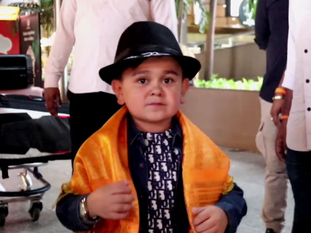 Tajikistan Singer Abdu Rozik Spotted At Mumbai Airport