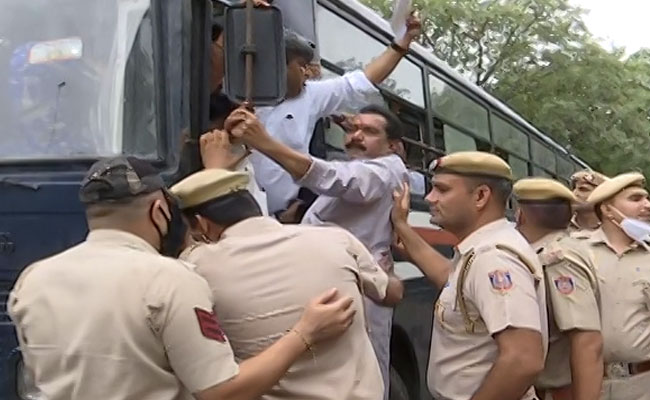 पूछताछ के लिए फिर से ईडी ऑफिस पहुंचे कांग्रेस नेता राहुल गांधी