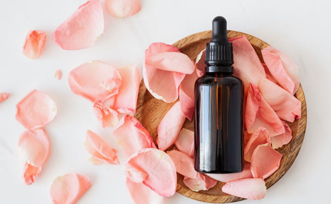 Amazon Wardrobe Refresh Sale: Get The Best Of Luxury Beauty At Upto 50% Off