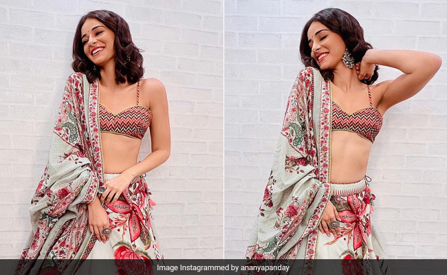 Ananya Panday May Be "Posing Too Extra" In A Gorgeous Floral <i>Lehenga</i> But We Love Her For It
