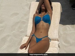Esha Gupta का फैशन के मामले में नहीं है कोई मुकाबला, लेटेस्ट Beach Looks देखकर आप भी समुद्र का कर लेंगे रुख Esha Gupta का फैशन के मामले में नहीं है कोई मुकाबला, लेटेस्ट Beach Looks देखकर आप भी समुद्र का कर लेंगे रुख