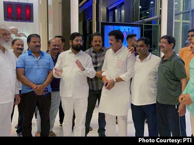 Rebels Claim They Control Sena, Team Thackeray Must Follow Their Orders