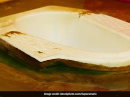 टॉयलेट सीट चमकाने का यह सीक्रेट नुस्खा मिनटों में गायब कर देगा जिद्दी दाग-धब्बे टॉयलेट सीट चमकाने का यह सीक्रेट नुस्खा मिनटों में गायब कर देगा जिद्दी दाग-धब्बे