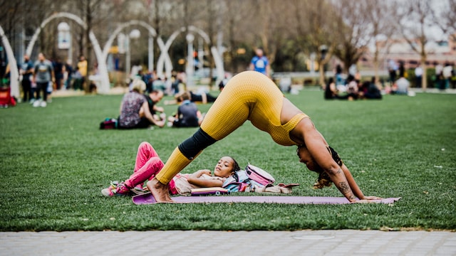 Pregnancy: Tadasana AKA Mountain pose can help reduce back pain during pregnancy
