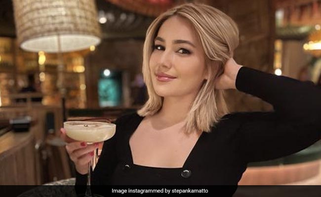 Reality Star Hospitalised For Farts In A Jar Now Makes Rs 4 Lakh A Day Selling...