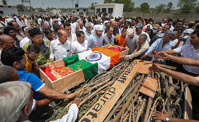 Amit Shah Meets National Security Adviser On Targeted Killings In Kashmir