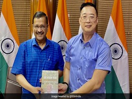 Arvind Kejriwal Invited To Singapore Summit To Present "Delhi Model" Arvind Kejriwal Invited To Singapore Summit To Present "Delhi Model"