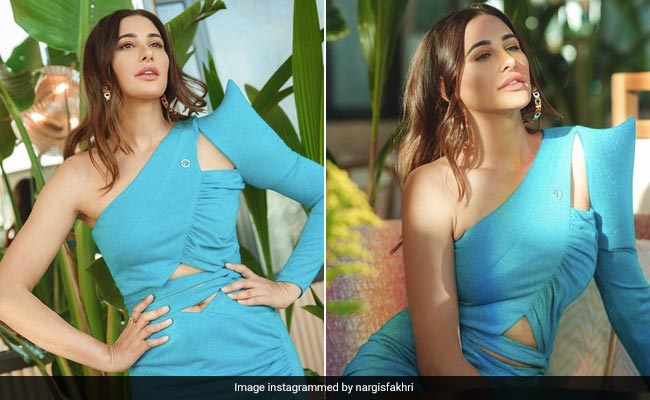 Nargis Fakhri Beats All The Blues Of The Week In Her Super Chic Style