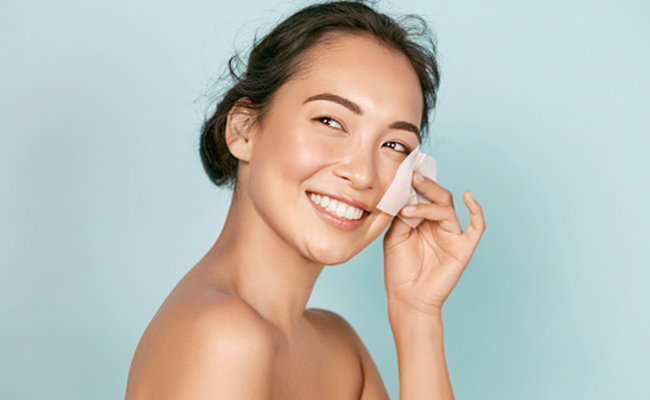 5 Best Cleansing Oils That You Need To Bookmark ASAP