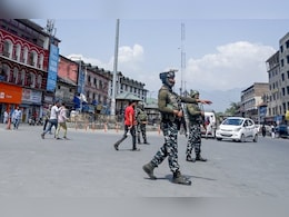 Crackdown On Foreigners Staying Illegally In Srinagar After Chinese National's Arrest