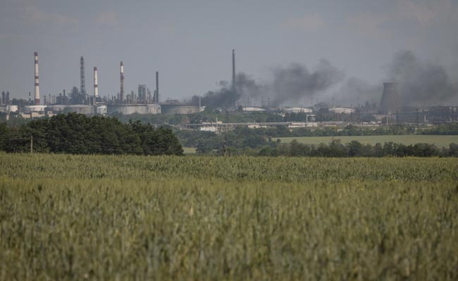 Russia Shells Chemical Plant Where Hundreds Of Civilians Are Sheltering