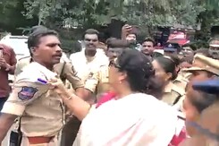 Congress's Renuka Chowdhury Faces Police Case For Grabbing Cop's Collar Congress's Renuka Chowdhury Faces Police Case For Grabbing Cop's Collar