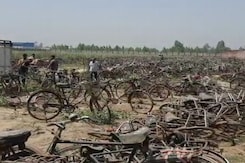 Labourers' Cycles Seized During Covid Lockdown Auctioned In UP Labourers' Cycles Seized During Covid Lockdown Auctioned In UP
