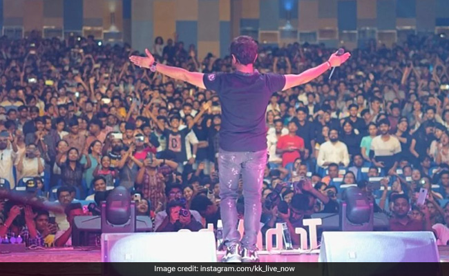 BJP, Congress Question Singer KK's Death, Trinamool Cries "Vulture"