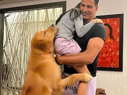 Akshay Kumar Enjoys Plucking Fruits With His Kids - Watch Adorable Video Akshay Kumar Enjoys Plucking Fruits With His Kids - Watch Adorable Video