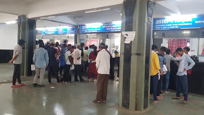 रेल यात्रियों को अब 45 पैसे में मिलेगी 10 लाख रुपये की सुविधा, होने वाला है बड़ा बदलाव