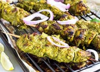 Give Your Chicken Tikka A Tangy Twist With This Mint Chicken Tikka Recipe Give Your Chicken Tikka A Tangy Twist With This Mint Chicken Tikka Recipe