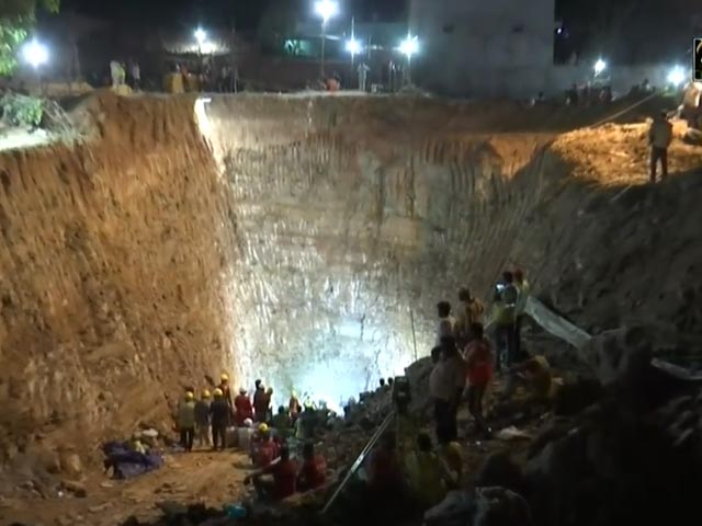 छत्तसीगढ़ : बोरवेल में गिरे बच्चे को बचाने के लिए रेस्क्यू ऑपरेशन जारी