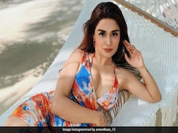 Avneet Kaur के स्विमसूट लुक्स हैं इतने कमाल कि देखते ही इन्हें अपने वॉर्डरोब का हिस्सा बना लेंगी आप, देखें Photos  Avneet Kaur के स्विमसूट लुक्स हैं इतने कमाल कि देखते ही इन्हें अपने वॉर्डरोब का हिस्सा बना लेंगी आप, देखें Photos