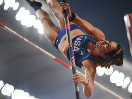 Former Olympic Pole Vault Champion Jenn Suhr Announces Retirement
