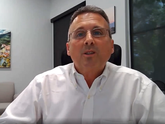 Crypto Market Dips Below $1T as S&P 500 Enters Bear Market