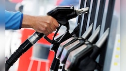 US Gas Prices Soar Past $4 A Gallon, Highest Level Since 2022