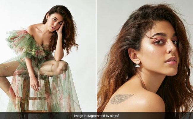 Alaya Furniturewalla Leaves Pixie Dust On The Way In A Green Tulle Gown