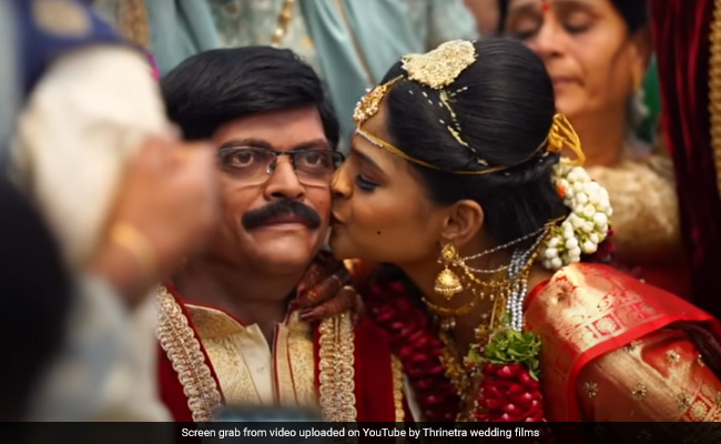 Man Surprises Sister With Father's Life-Like Wax Statue On Wedding Day