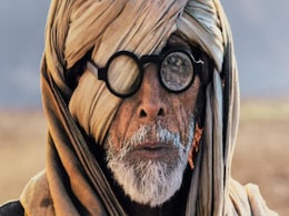 कौन है सफेद दाढ़ी, सिर पर पगड़ी और रफ लुक के साथ नजर आ रहा ये शख्स? लोग अमिताभ बच्चन समझकर हो रहे कंफ्यूज कौन है सफेद दाढ़ी, सिर पर पगड़ी और रफ लुक के साथ नजर आ रहा ये शख्स? लोग अमिताभ बच्चन समझकर हो रहे कंफ्यूज