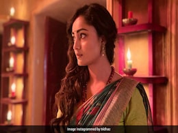 'आश्रम' की बबीता जी ने किया जोरदार डांस, त्रिधा चौधरी का ये अवतार देख बाबा निराला भी कहने लगेंगे 'जप नाम' 'आश्रम' की बबीता जी ने किया जोरदार डांस, त्रिधा चौधरी का ये अवतार देख बाबा निराला भी कहने लगेंगे 'जप नाम'