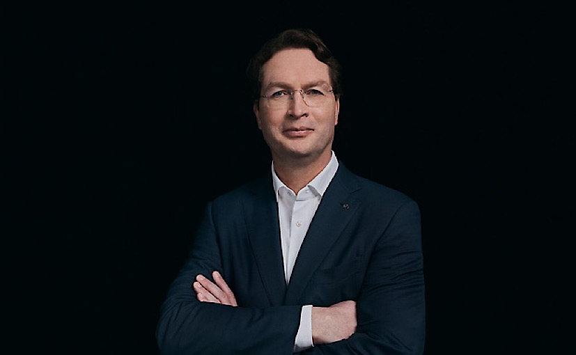 Mercedes-Benz Unlikely To Let Apple Takeover Its Interface: Ola Kallenius