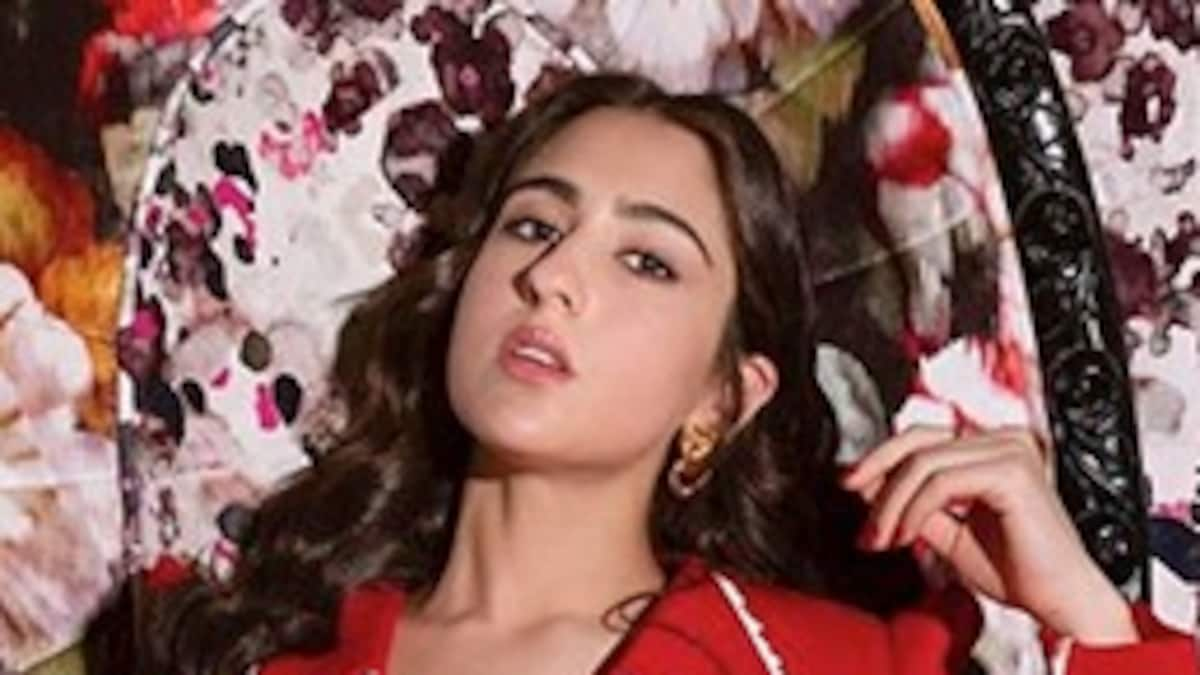 here-s-proof-that-sara-ali-khan-is-a-sucker-for-ghar-ka-khana